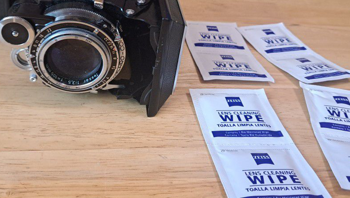 Zeiss Lens Wipes and Old Zeiss Lens
